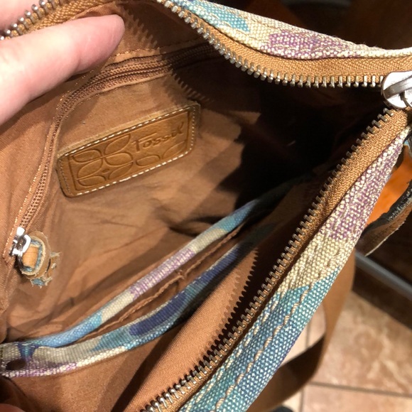FOSSIL CANVAS & LEATHER CROSSBODY - Picture 8 of 8